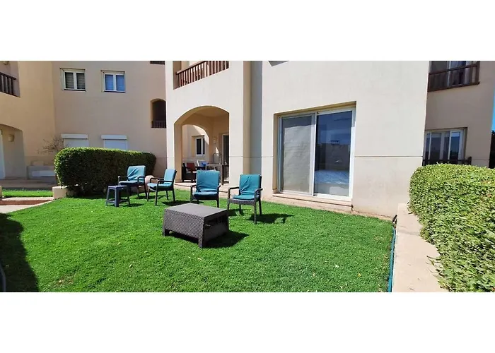 Waterside, 2-bd Ground Floor Sleeps 4 Persons Апартаменты *