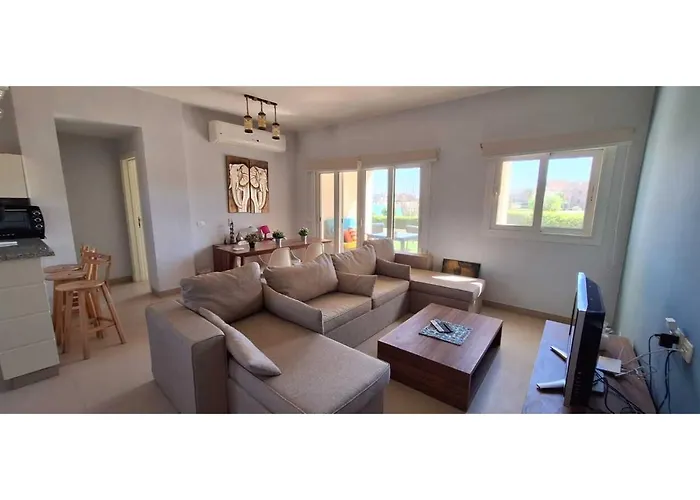 Апартаменты Waterside, 2-bd Ground Floor Sleeps 4 Persons Эль-Гуна