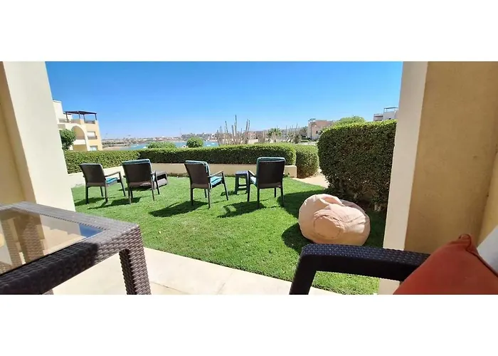 Waterside, 2-bd Ground Floor Sleeps 4 Persons Эль-Гуна